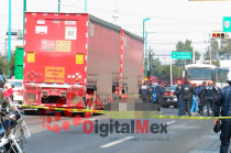 Policías municipales y estatales aseguraron al operador del tráiler, quien fue puesto a disposición del Ministerio Público