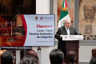El evento se llevó a cabo en el Patio Constitución del Palacio de Justicia de Toluca.
