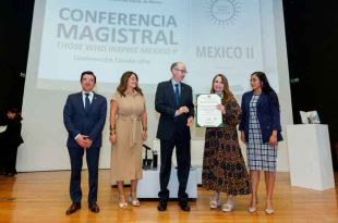 La conferencia magistral “Those who inspire México II” fue impartida por la periodista Rocío Marfil y la empresaria y consultora Claudia Jañez. 
