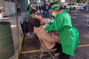 Ximena acudió a una fiesta con sus amigos, para celebrar su ingreso a la Universidad, dos de ellos resultaron contagiados de Covid-19