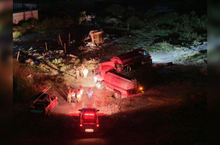 Al lugar acudieron brigadas municipales y estatales de protección civil, así como autoridades especializadas en pirotecnia.