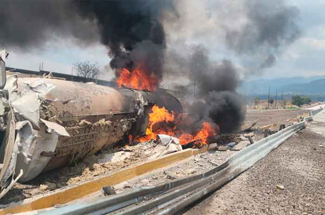 Una persona resultó herida de gravedad y fue hospitalizada.