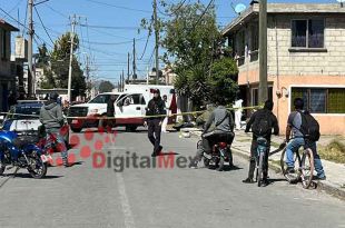 Las víctimas viajaban en una motocicleta cuando les dispararon desde una camioneta.