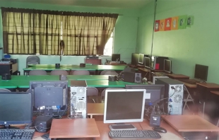 #Metepec: roban 18 computadoras de primaria y dejan sin clases a niños