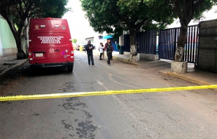 Joven muere desangrado afuera de una clínica en Ecatepec