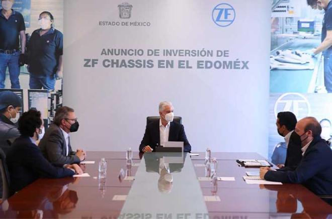 Alfredo del Mazo en reunión con empresa ZF Chassis Technology