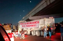 Los bloqueos forman parte de la jornada de movilizaciones anunciada por la Asociación Nacional de Transportistas (ANTAC), el Frente Nacional para el Rescate del Campo Mexicano (FNRCM) y el Movimiento Agrícola Campesino (MAC)