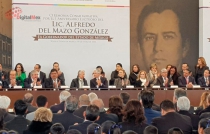 Reconocen trayectoria del ex gobernador Alfredo del Mazo González