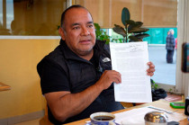 La madre, Josefina Rojas González, agregó que su hija también ha sufrido afectaciones emocionales por el trato hacia su hermano.