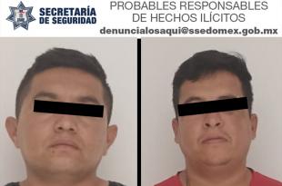 Los oficiales se percataron de que dos hombres forcejeaban durante los patrullajes.