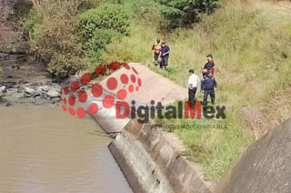 Autoridades municipales y de Protección Civil resguardan la zona tras el accidente en la presa