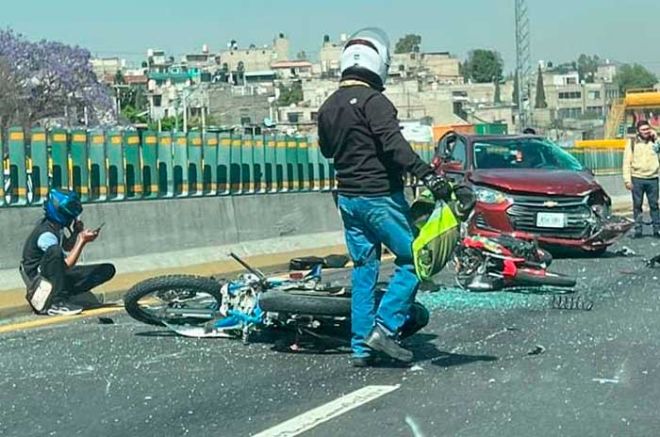 Pese a lo aparatoso del accidente, ninguna de las personas resultaron con heridas graves