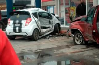 Los hechos se registraron sobre dicha avenida, esquina con la calle Cóndor, a la altura de la colonia Rinconada de Aragón