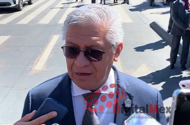 El titular de la dependencia, Cristóbal Castañeda Camarillo, explicó que la decisión se tomó luego de los homicidios ocurridos este fin de semana en la capital mexiquense.