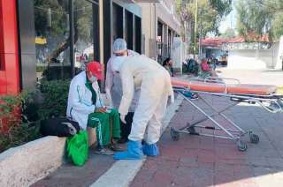 Familia deja en la calle a abuelito por sospecha de #Covid