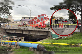 Unidad siniestrada sobre la Toluca–Atlacomulco, donde un oficial perdió la vida tras caer al río