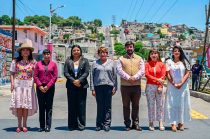 La gobernadora Delfina Gómez Álvarez encabezó la entrega de la rehabilitación de la Avenida Las Torres en Tultitlán, obra del programa “Caminemos Seguras”.