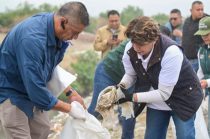 Gobernadora Delfina Gómez Álvarez durante la jornada de limpieza “Limpiemos Nuestro Edoméx”