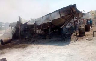 Incendio por "chispazo" en taller pirotécnico en Tultepec