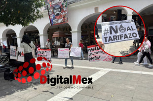 Ciudadanos participan en tendedero de denuncias en Toluca