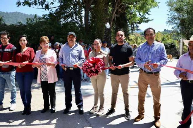 Esta obra cuenta con su guarnición para que la ciudadanía pueda recorrerla de manera segura.