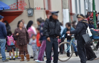 Vigilarán 16 mil policías el regreso a clases el próximo lunes