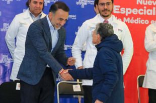 Además de consultas médicas y psicológicas, el alcalde anunció que en 2026 abrirá tres nuevas clínicas para fortalecer la atención en especialidades y estudios de laboratorio.