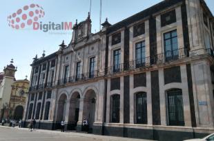 En los primeros 15 días de la actual administración municipal de Toluca han dado de baja a 540 aviadores que “cobraban sin trabajar”.