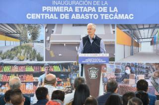 La central cuenta con 300 locales en su primera fase y mil cajones de estacionamiento.