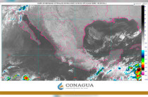 El fenómeno está acompañado de una masa de aire polar, que mantiene un ambiente gélido en el centro y norte del país.