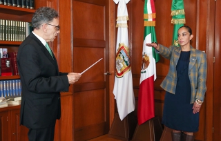 Alfredo Barrera firmó acuerdo por el que se creó Secretaría de Cultura Física y Deporte de UAEM