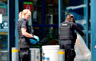 Detenidos cuatro hombres por atacar con ácido a un niño en Inglaterra