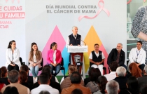 Entrega gobernador Del Mazo equipo avanzado para detectar cáncer de mama