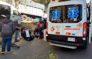 Los hechos se registraron a la altura de Santa Mónica, donde una unidad de transporte público