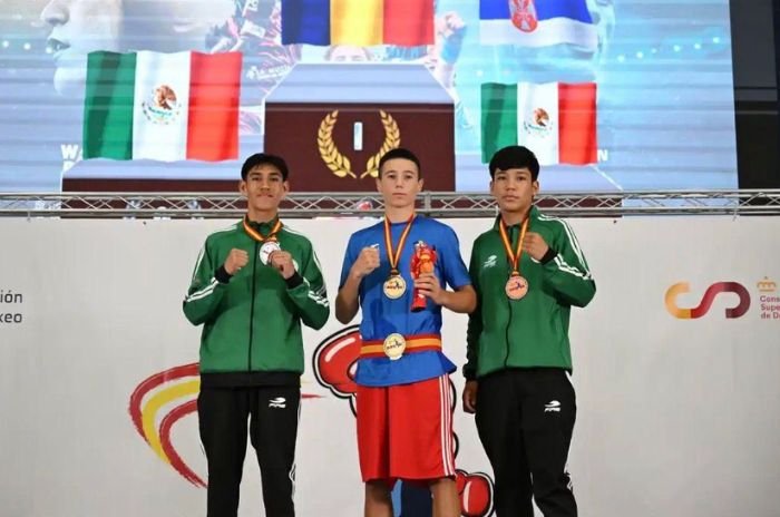 Pie de foto: Santiago Santa María y Soe Salazar destacaron con la selección mexicana de boxeo al conquistar medalla de plata y oro.