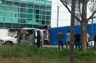 Una llamada alertó a los cuerpos de emergencias médicas acerca de un fuerte accidente vial frente a la UNSA