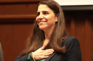 La aspirante a la Rectoría calificó como un exceso la solicitud de documentos no contemplados en la convocatoria y confía en revertir la decisión de la Comisión Especial Electoral