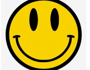 La triste historia de la emoji carita feliz