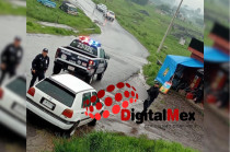 Policías custodian el área del homicidio en La Gavia