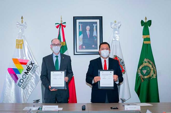 Durante la firma del Convenio, el rector de la UAEMéx reconoció al gobernador estatal, Alfredo del Mazo Maza y al secretario de educación