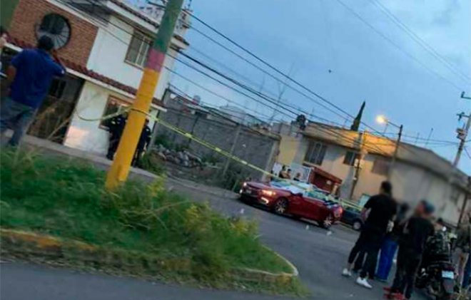 Acribillan a automovilista desde una moto en Nezahualcóyotl; hay dos detenidos